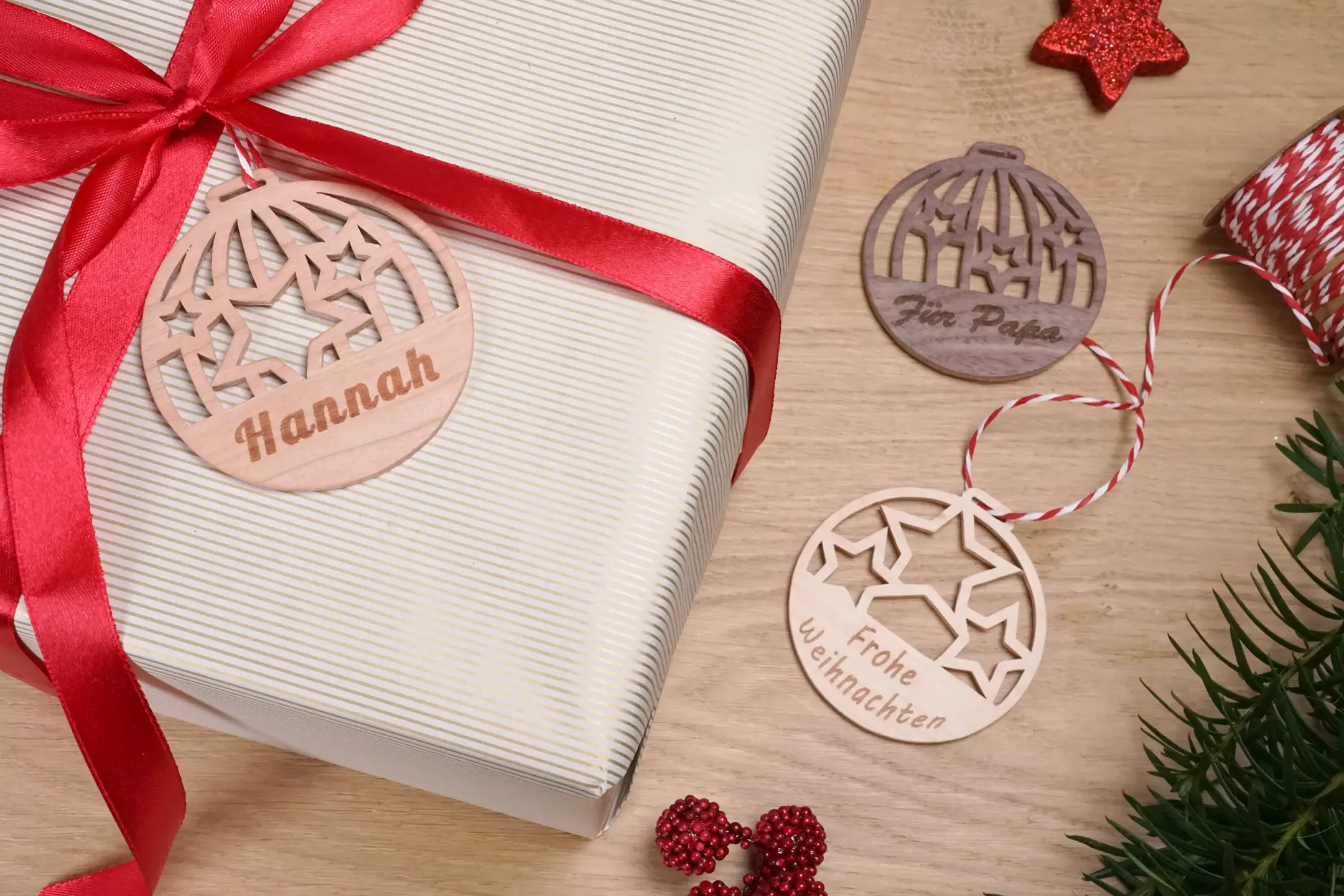 halbkugeln-aufhaenger-abovorlage-diy-winter-weihnachten-laubsaege-dekupiersaege-vorlage-startbild